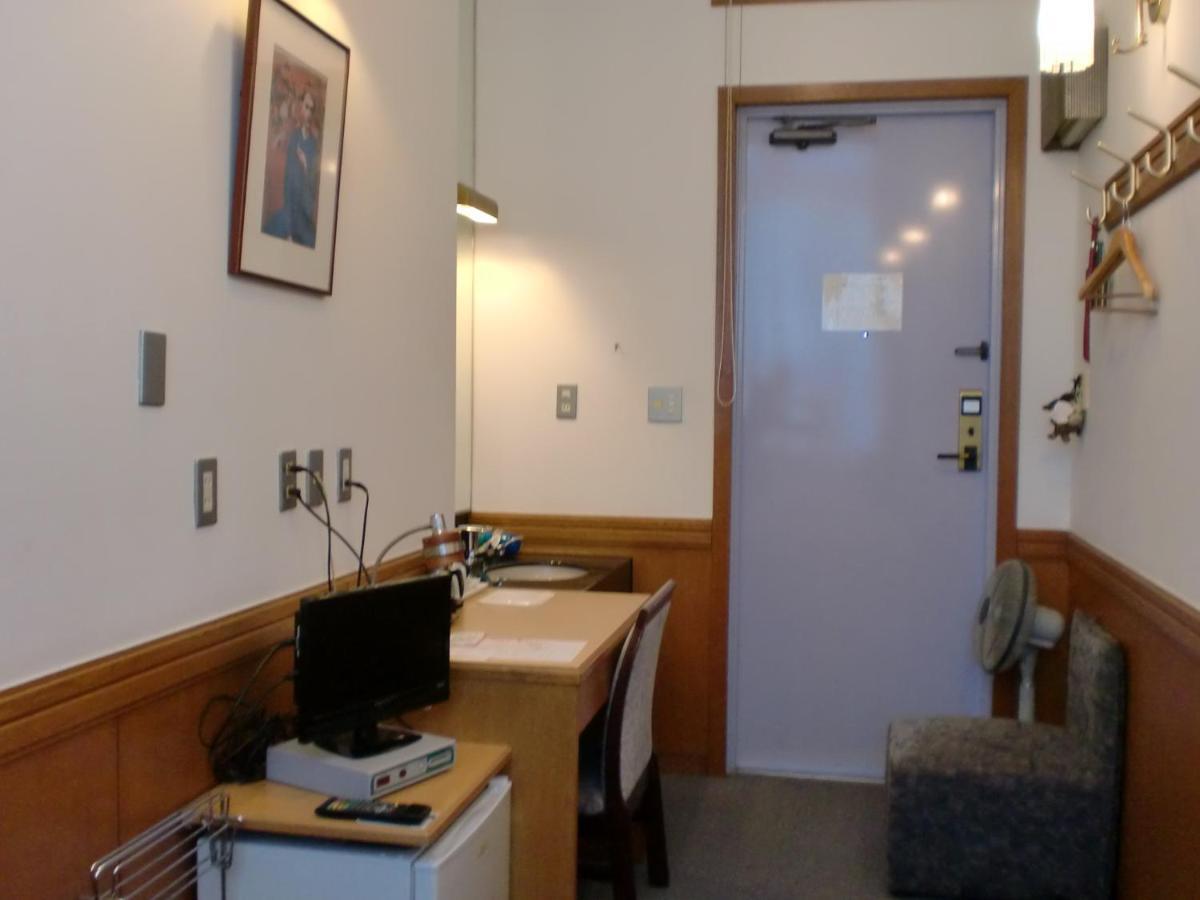 Business Hotel Crescent Tokyo Ngoại thất bức ảnh