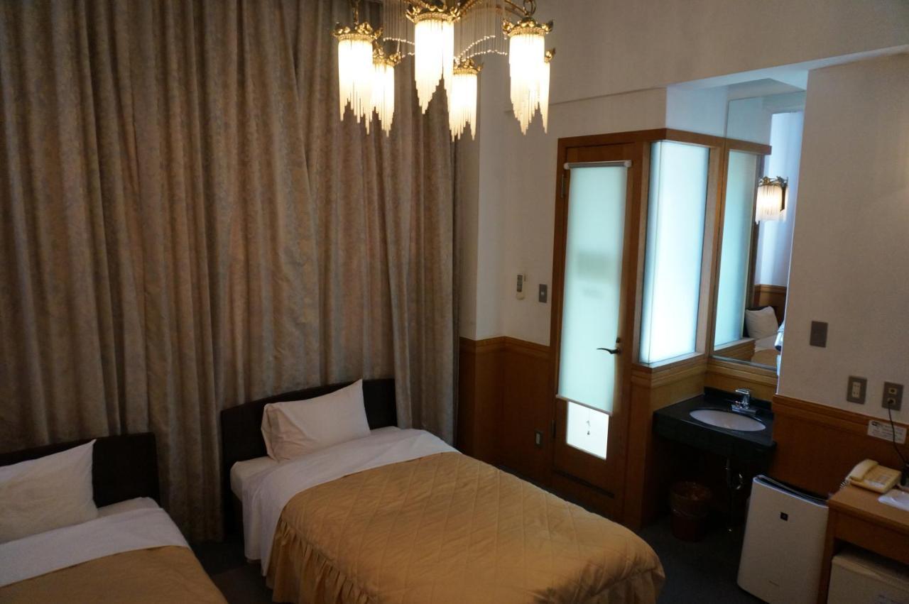 Business Hotel Crescent Tokyo Ngoại thất bức ảnh