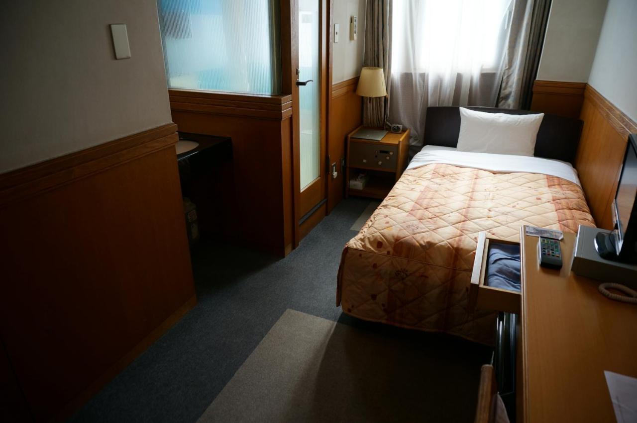 Business Hotel Crescent Tokyo Ngoại thất bức ảnh